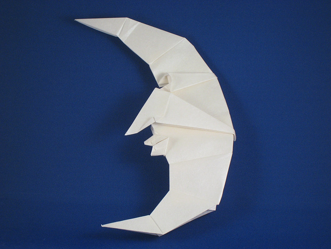 Origami Moon by Peter Engel. Folded by Gilad Aharoni on giladorigami.com
