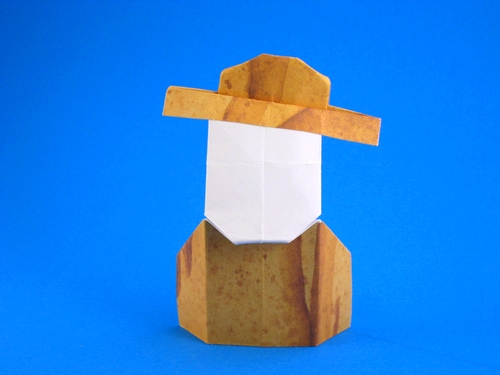 Origami Mountie by David Petty. Folded from a rectangle of scrapbooking paper by Gilad Aharoni on giladorigami.com