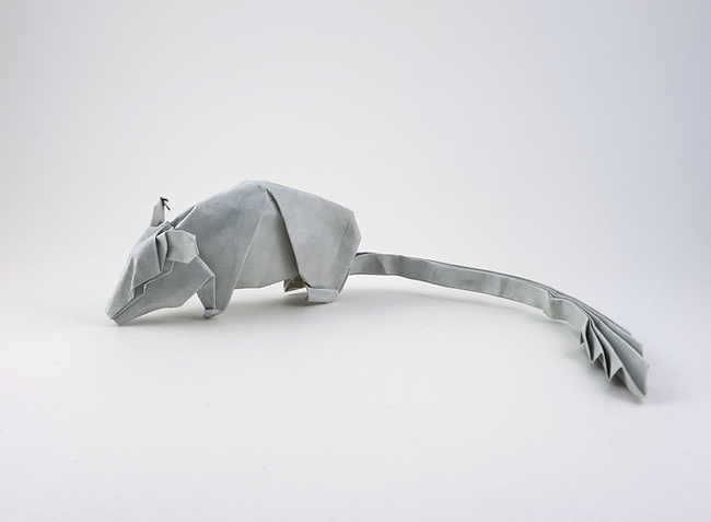 Origami Mouse by Zhen-Ming Huang. Folded from a rectangle of French Marble paper by Gilad Aharoni on giladorigami.com