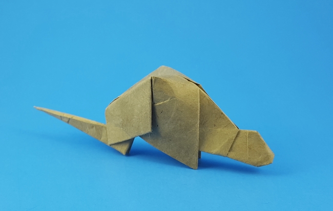 Origami Otter by David Brill. Folded from a square of Lokta by Gilad Aharoni on giladorigami.com