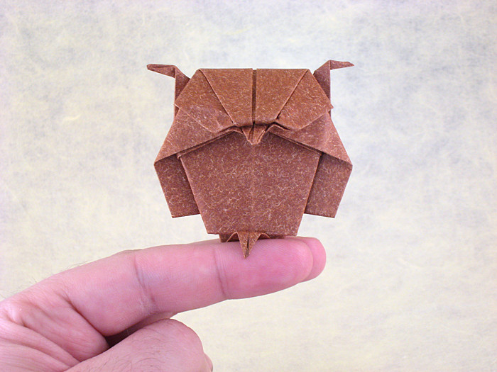 Origami Owl by Kunihiko Kasahara. Folded from a square of textured origami paper by Gilad Aharoni on giladorigami.com