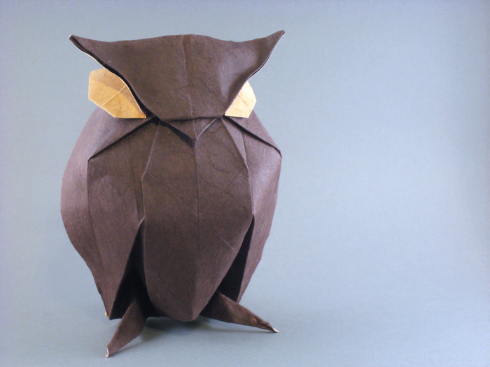 Origami Owl by Nguyen Hung Cuong. Folded by Gilad Aharoni on giladorigami.com