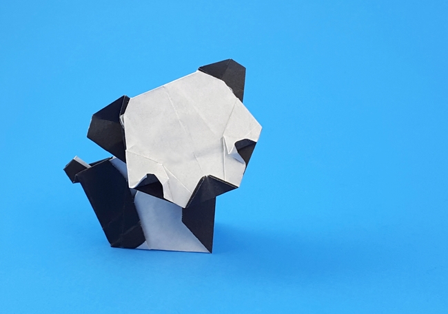 Origami Panda by Klaus Dieter Ennen. Folded from a rectangle of origami paper by Gilad Aharoni on giladorigami.com