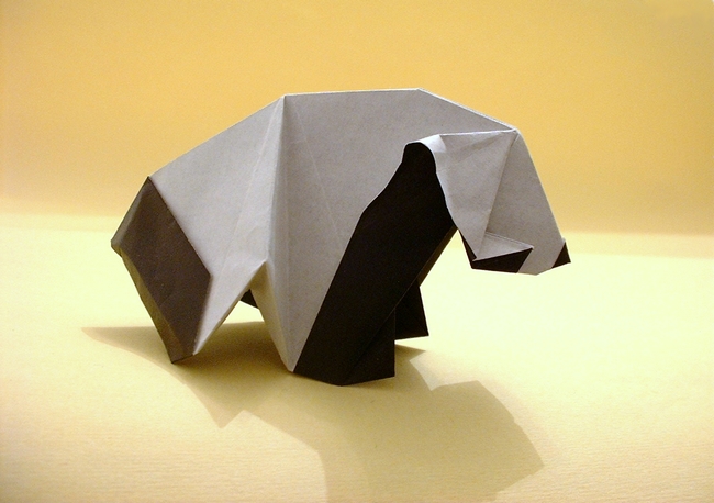Origami Panda by Kunihiko Kasahara. Folded from a square of origami paper by Gilad Aharoni on giladorigami.com