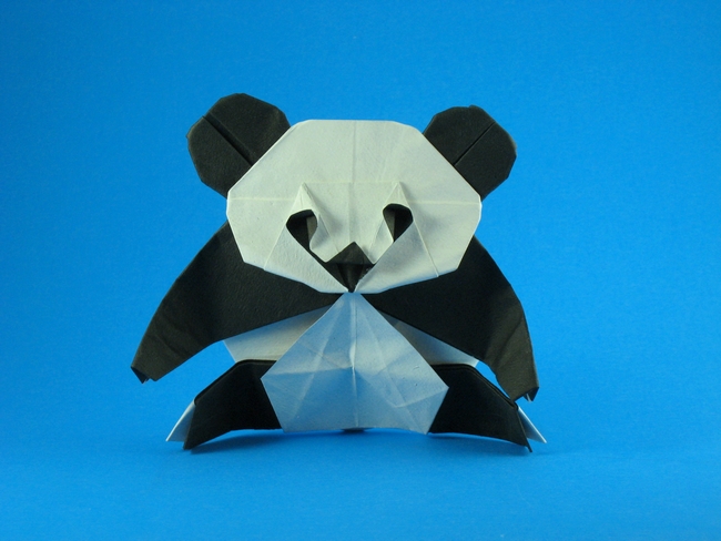 Origami Panda by Quentin Trollip. Folded from a square of Tant paper by Gilad Aharoni on giladorigami.com