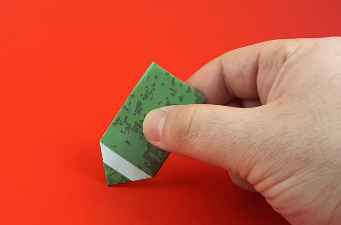 Origami Pencil by Kumasaka Hiroshi. Folded from a rectangle of origami paper by Gilad Aharoni on giladorigami.com