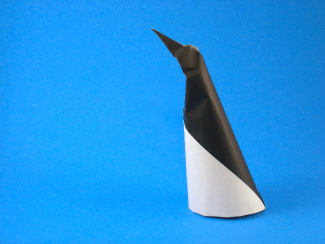 Origami Penguin by Giang Dinh. Folded from a square of origami paper by Gilad Aharoni on giladorigami.com