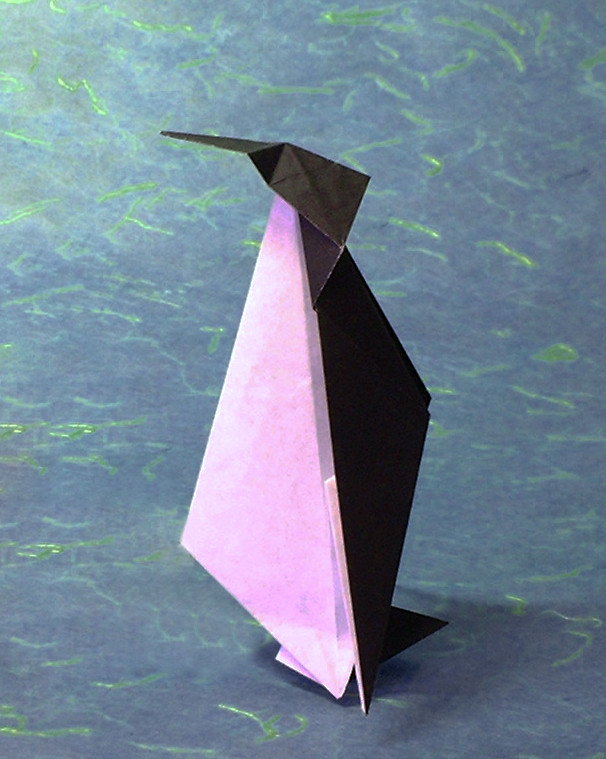 Origami Penguin by Hideo Komatsu. Folded from a square of origami paper by Gilad Aharoni on giladorigami.com