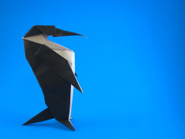 Origami Emperor penguin by David Llanque. Folded from a square of origami paper by Gilad Aharoni on giladorigami.com