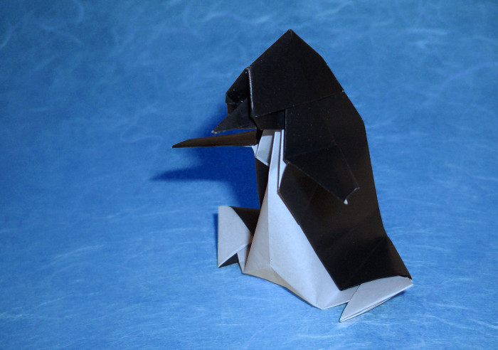Origami Penguin by Taichiro Hasegawa. Folded by Gilad Aharoni on giladorigami.com