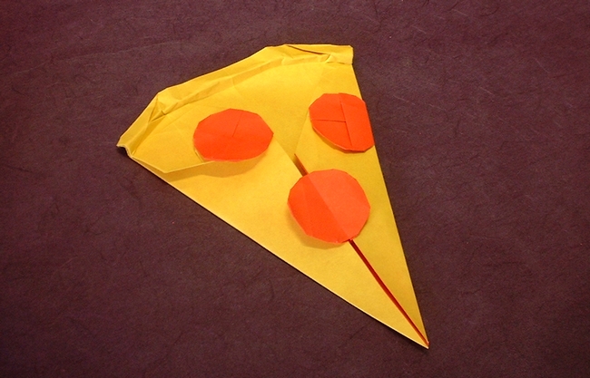 Origami Paperoni pizza by Russell Cashdollar. Folded from a square of duo origami paper by Gilad Aharoni on giladorigami.com