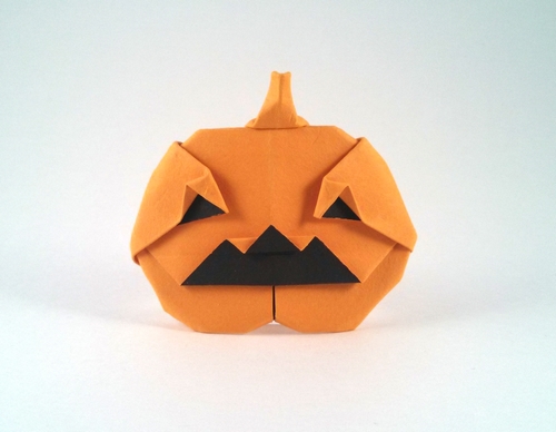 Origami Jack-o'-lantern by Mark Bolitho. Folded from a square of watercolor paper by Gilad Aharoni on giladorigami.com