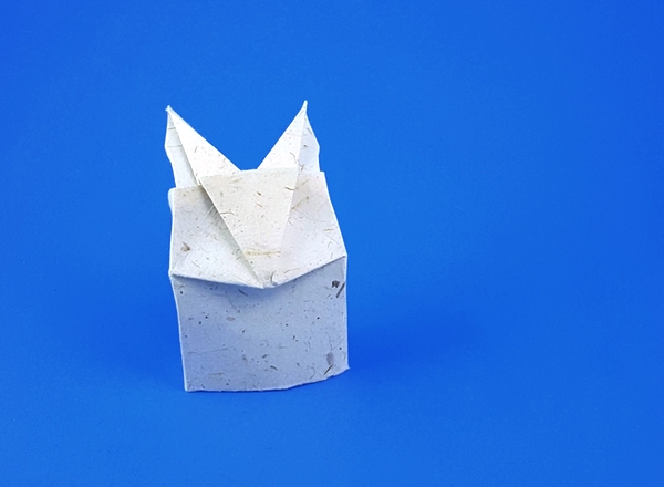 Origami White rabbit by Daniela Carboni. Folded from a square of Poopoo paper by Gilad Aharoni on giladorigami.com