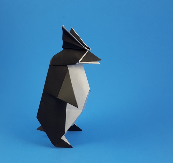 Origami Rockhopper penguin by Makoto Yamaguchi. Folded by Gilad Aharoni on giladorigami.com