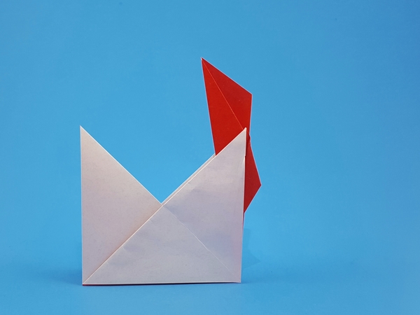 Origami Rooster by Nguyen Tu Tuan. Folded from a square of origami paper by Gilad Aharoni on giladorigami.com