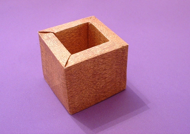 Origami Masu box by David Brill. Folded by Gilad Aharoni on giladorigami.com