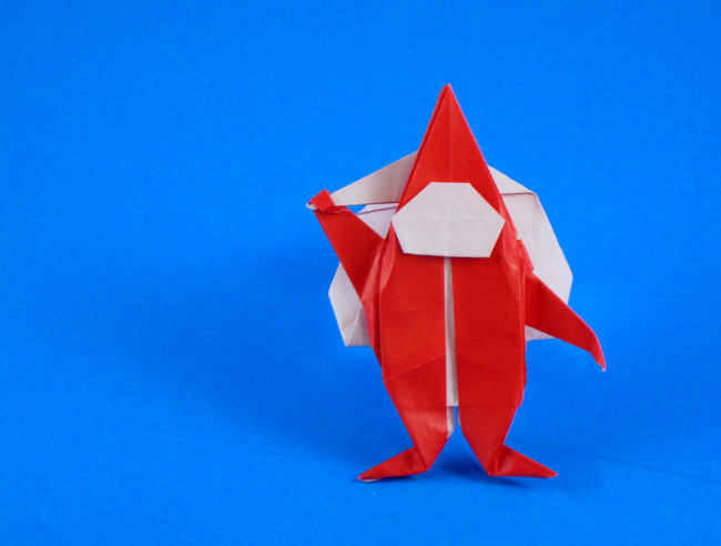 Origami Santa Claus by Peter Budai. Folded from a square of origami paper by Gilad Aharoni on giladorigami.com
