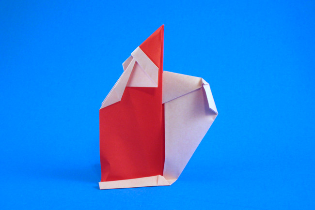 Origami Santa Claus by Giang Dinh. Folded from a square of origami paper by Gilad Aharoni on giladorigami.com
