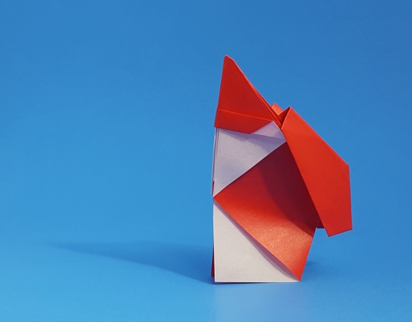 Origami Santa Claus by Luigi Leonardi. Folded from a square of origami paper by Gilad Aharoni on giladorigami.com