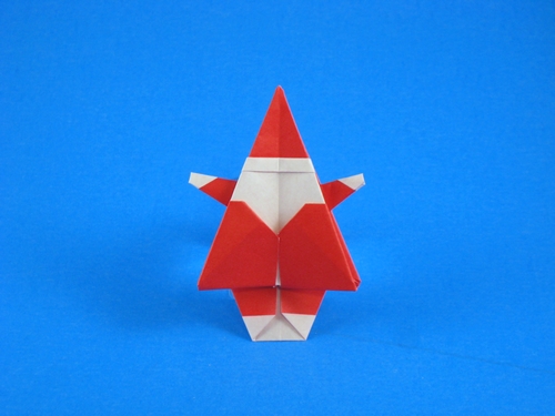 Origami Santa Claus by Matsuno Yukihiko. Folded from a square of origami paper by Gilad Aharoni on giladorigami.com