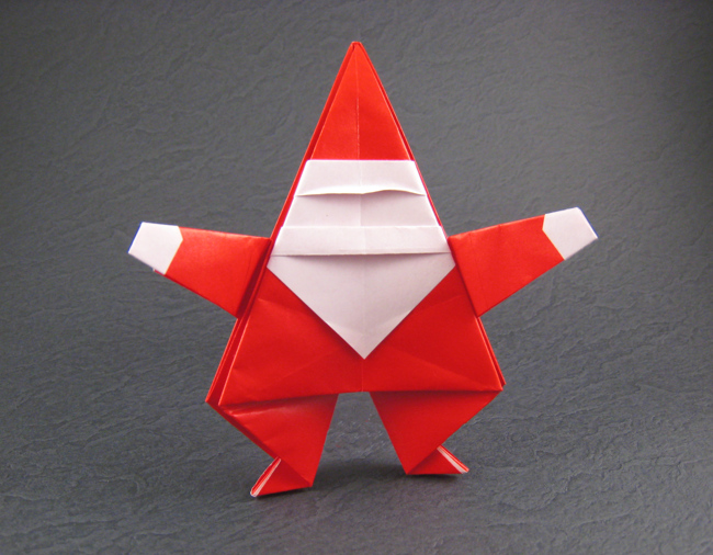 Origami Santa Claus by Linda Mihara. Folded from a square of origami paper by Gilad Aharoni on giladorigami.com