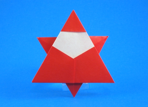Origami Santa Claus by Someya Junichiro. Folded from a square of origami paper by Gilad Aharoni on giladorigami.com
