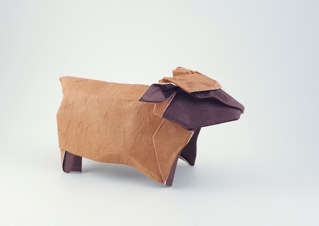 Origami Sheep by Zhen-Ming Huang. Wet-folded from a rectangle of double-sided mulberry paper by Gilad Aharoni on giladorigami.com