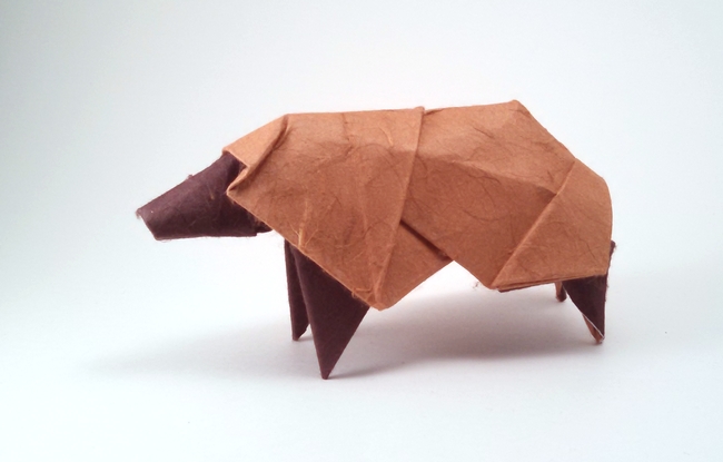 Origami Sheep by Watanabe Dai. Wet folded from a square of double-sided mulberry paper by Gilad Aharoni on giladorigami.com