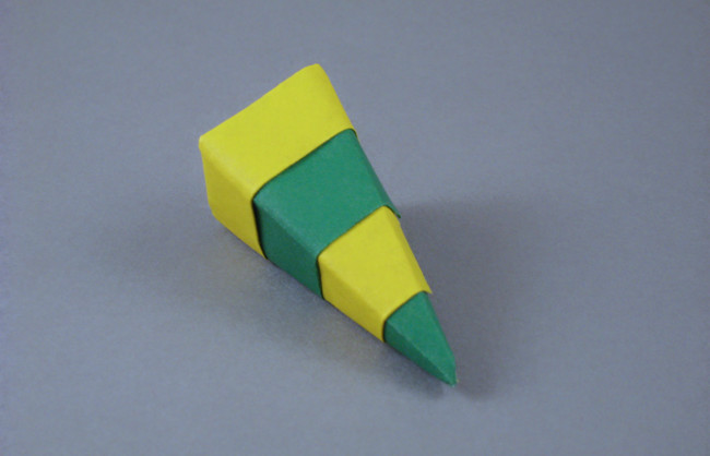 Origami Shell by Steven Casey. Folded by Gilad Aharoni on giladorigami.com