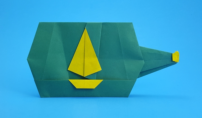 Origami Ship in bottle by Marc Kirschenbaum. Folded from a square of duo origami paper by Gilad Aharoni on giladorigami.com