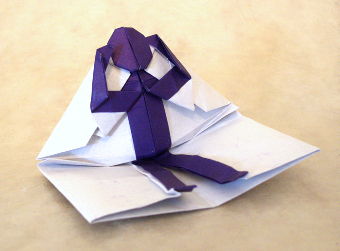 Origami Person doing sit-ups card by Jeremy Shafer. Folded from a square of origami paper by Gilad Aharoni on giladorigami.com