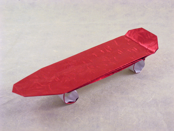 Origami Skateboard by Quentin Trollip. Folded by Gilad Aharoni on giladorigami.com