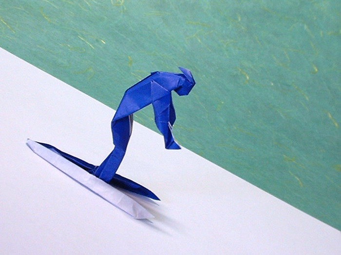 Origami Skier by Robert Harbin. Folded from a square of origami paper by Gilad Aharoni on giladorigami.com