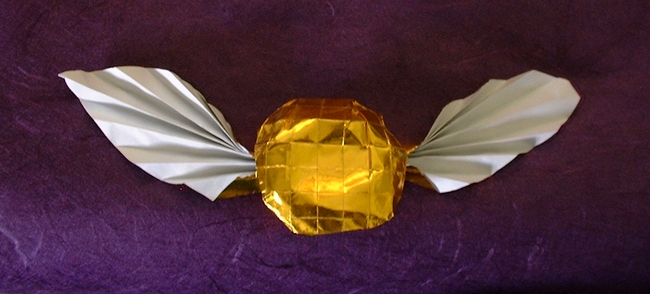 Origami Golden Snitch from Harry Potter by Peter Farina. Folded from a square of Japanese foil by Gilad Aharoni on giladorigami.com