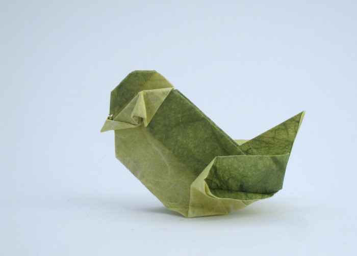 Origami Sparrow by Kunihiko Kasahara. Folded from a square of double-sided unryu paper by Gilad Aharoni on giladorigami.com