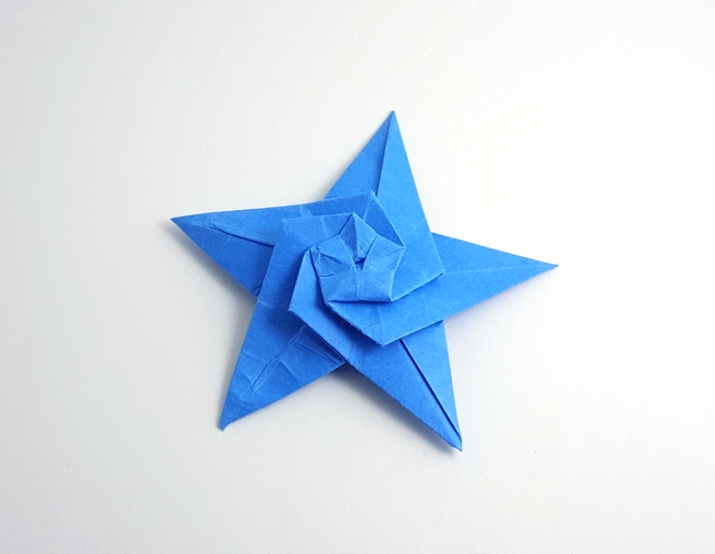 Origami Starfish by John Montroll. Folded by Gilad Aharoni on giladorigami.com