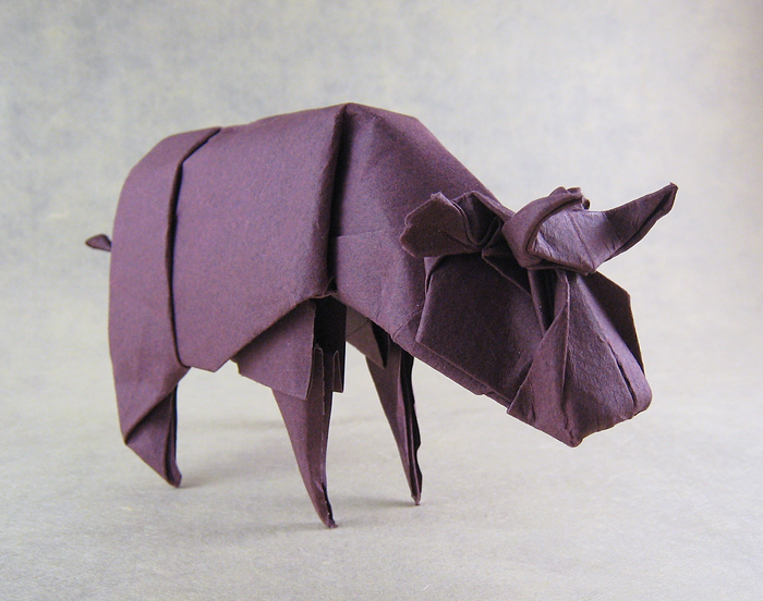 Origami Steer by Roman Diaz. Wet-folded from a square of 160gsm Canson art paper by Gilad Aharoni on giladorigami.com