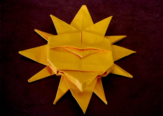 Origami Sun by Fernando Gilgado Gomez. Folded by Gilad Aharoni on giladorigami.com