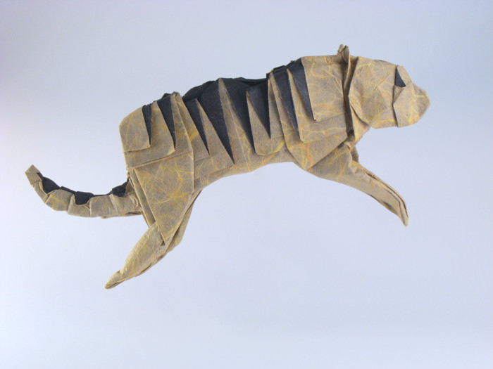 Origami Tiger by Ronald Koh. Folded from a square of double-sided Unryu paper by Gilad Aharoni on giladorigami.com