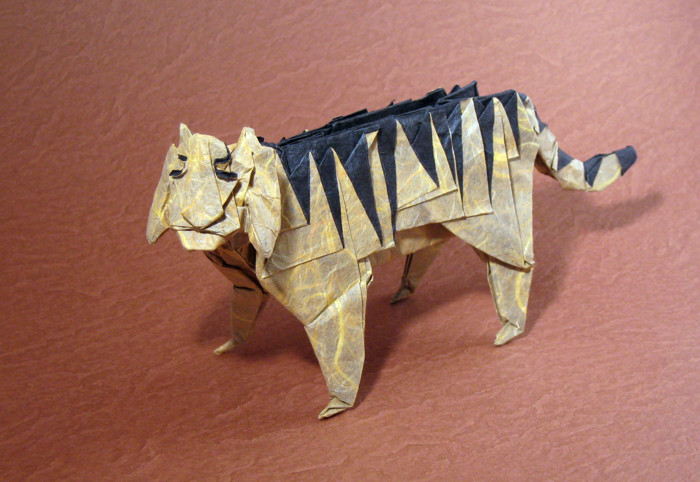 Origami Tiger by Hideo Komatsu. Folded by Gilad Aharoni on giladorigami.com