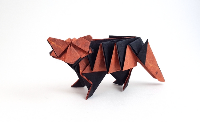Origami Tiger by Jason Ku. Folded from 2 rectangles of double-sided Unryu paper by Gilad Aharoni on giladorigami.com
