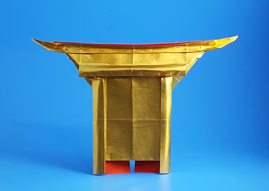 Origami Torii by Shuki Kato. Folded from a square of Japanese foil by Gilad Aharoni on giladorigami.com