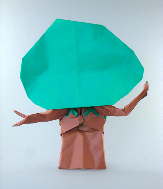 Origami Tree by Fernando Gilgado Gomez. Folded from a square of origami paper by Gilad Aharoni on giladorigami.com