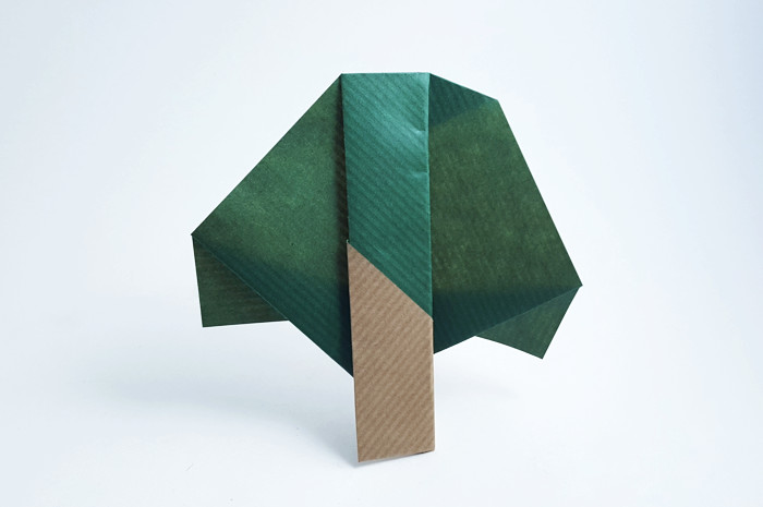 Origami Tree by Marc Kirschenbaum. Folded from a square of Kraft origami paper by Gilad Aharoni on giladorigami.com