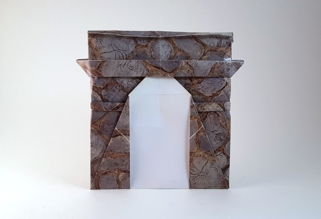 Origami Arc de Triomphe by Jordan Langerak (Langko) folded by Gilad Aharoni