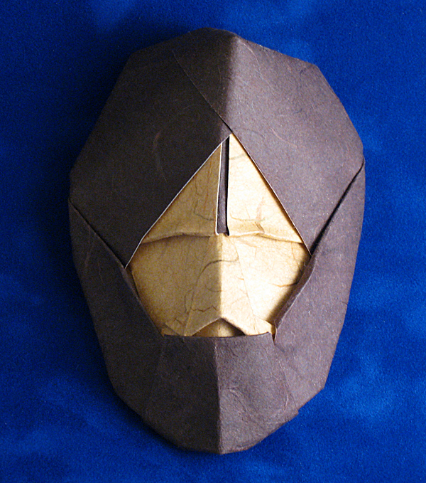 Origami Tuareg by Gabriel Alvarez Casanovas. Wet-folded from a square of double-sided mulberry paper by Gilad Aharoni on giladorigami.com