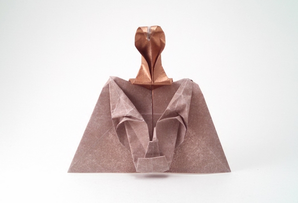 Origami Tutankhamon mask by Kawai Toyoaki. Folded from a square of Nicolas Terry's tissue-foil by Gilad Aharoni on giladorigami.com