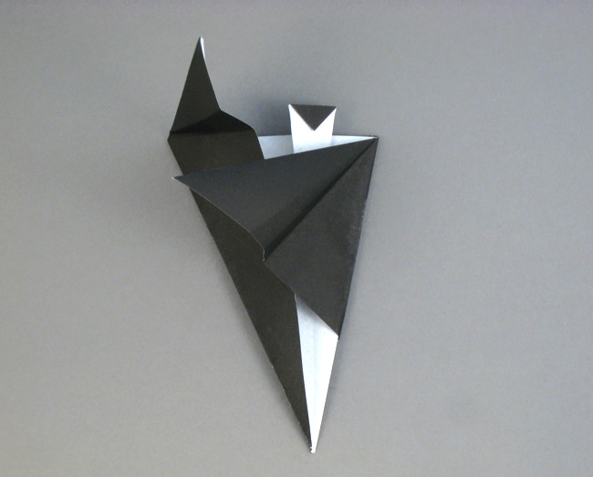 Origami Vampyra by Paul Hanson. Folded from a square of origami paper by Gilad Aharoni on giladorigami.com