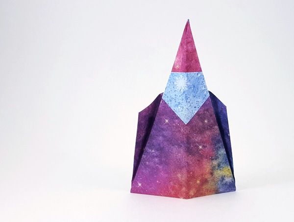Origami Wizard by Joel Stern. Folded from a square of origami paper by Gilad Aharoni on giladorigami.com