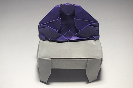 Origami Buddha - sitting by Neal Elias on giladorigami.com